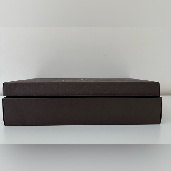 Gucci Brown Gift Box (with minor flows) & Ribbon| 15x9.75x2.75 inches - Picture 8 of 12